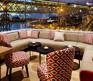 Terraza  Vincci Ponte de Ferro Oporto