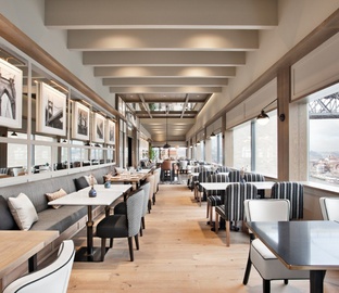 Restaurante  Vincci Ponte de Ferro Oporto